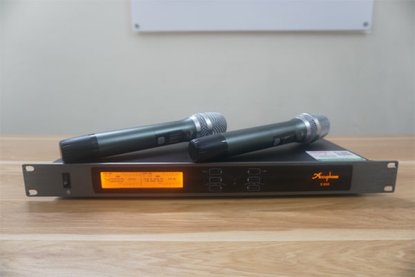 Micro không dây Accuphase S600