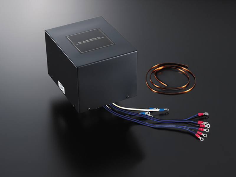 giá của Power Amply Luxman M-900U