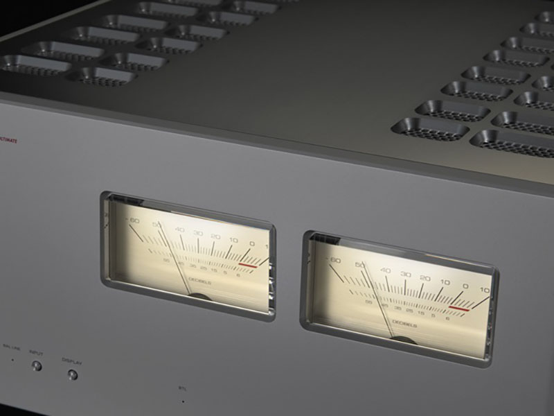 thiết kế của Power Amply Luxman M-900U