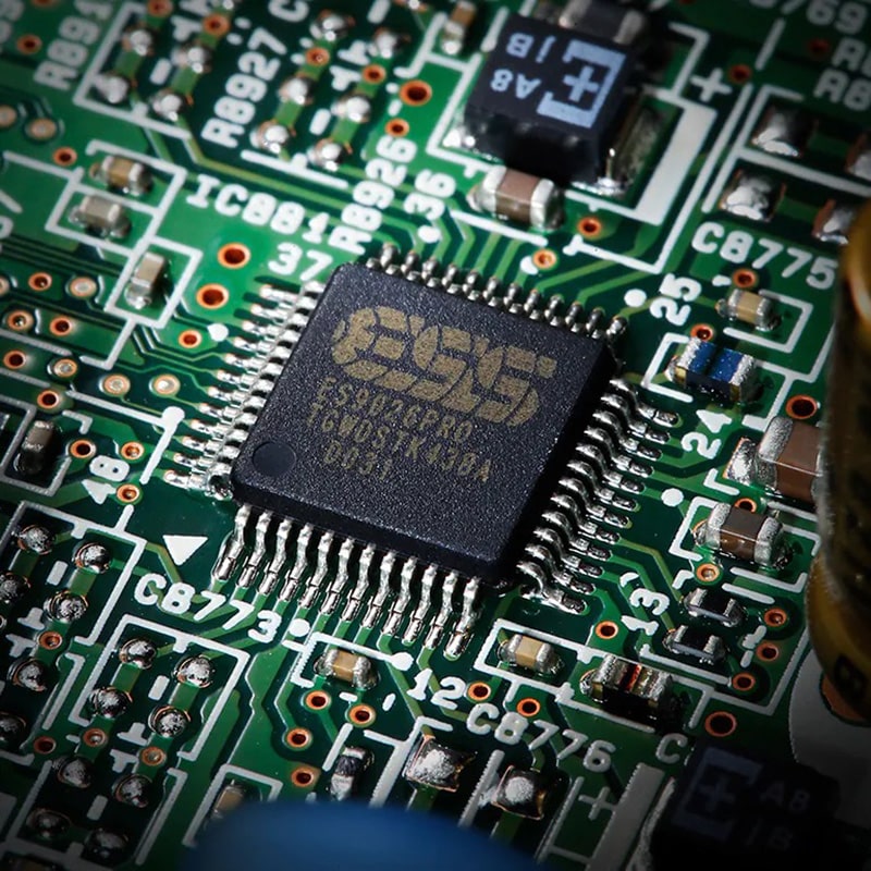 Yamaha R-N2000A trang bị mạch Dac cao cấp